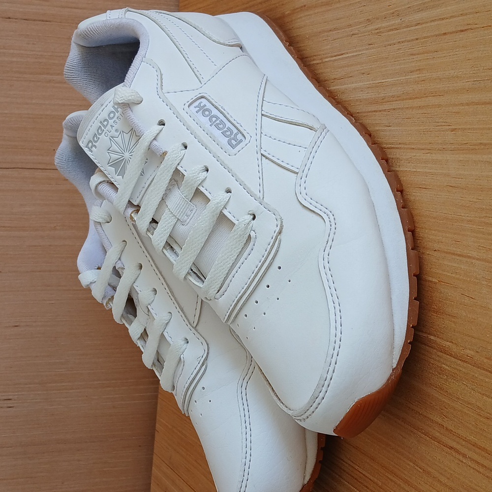 Reebok classic white leather sneakers
